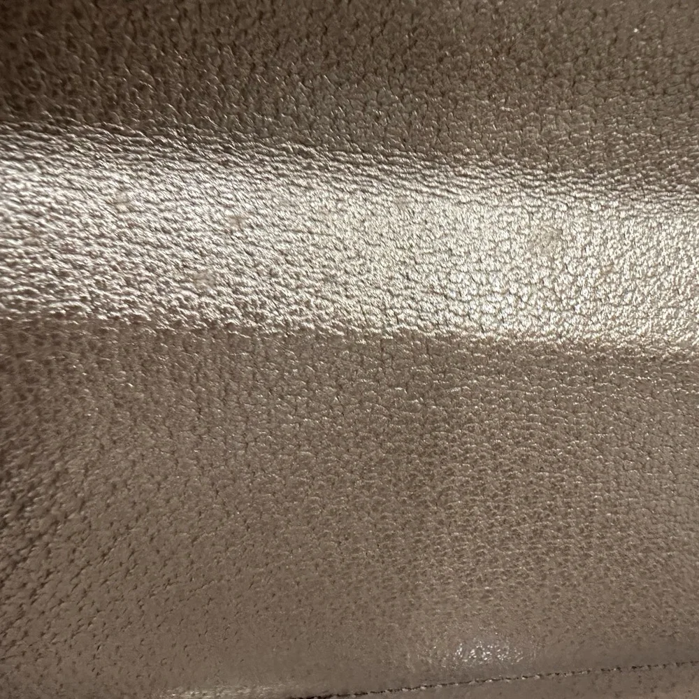 🚫SOLD🚫✨💎VINTAGE💎✨ GUCCI BAMBOO BAG
IN METALLIC CHAMPAIGNE LEATHER! - Picture 12 of 15